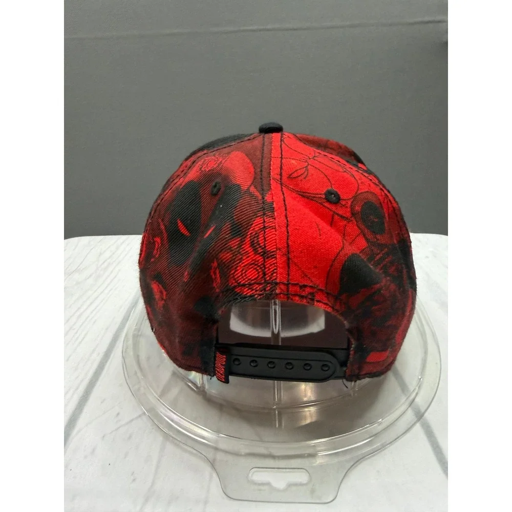Marvel Deadpool Hat Mens Red Black‎ Graphic Snapback OSFM